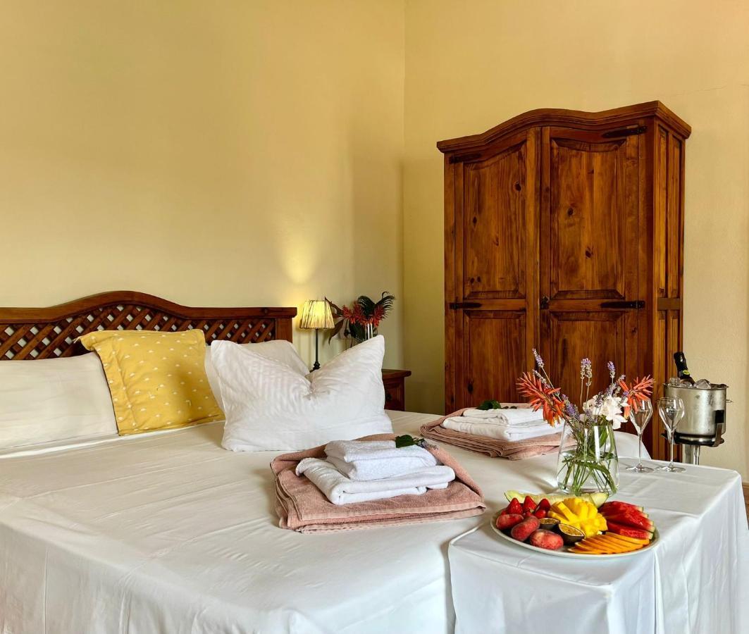 Hotel Rural Nou Dalt Muntanya Orient Buitenkant foto