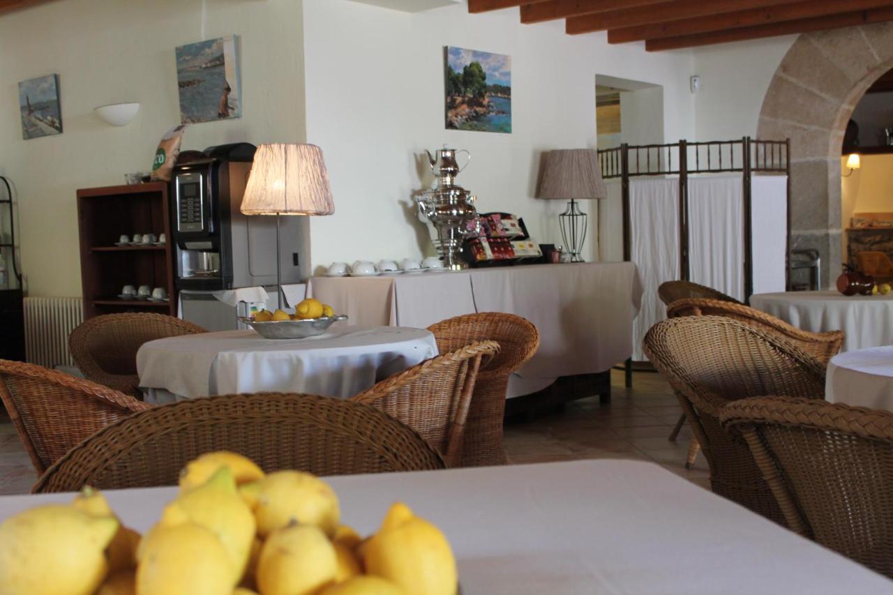 Hotel Rural Nou Dalt Muntanya Orient Buitenkant foto